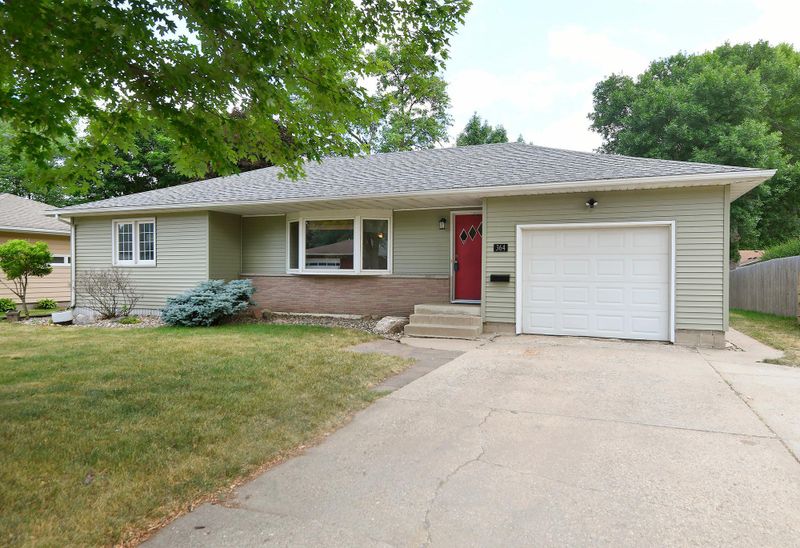 364 Murray St, Owatonna, MN 55060