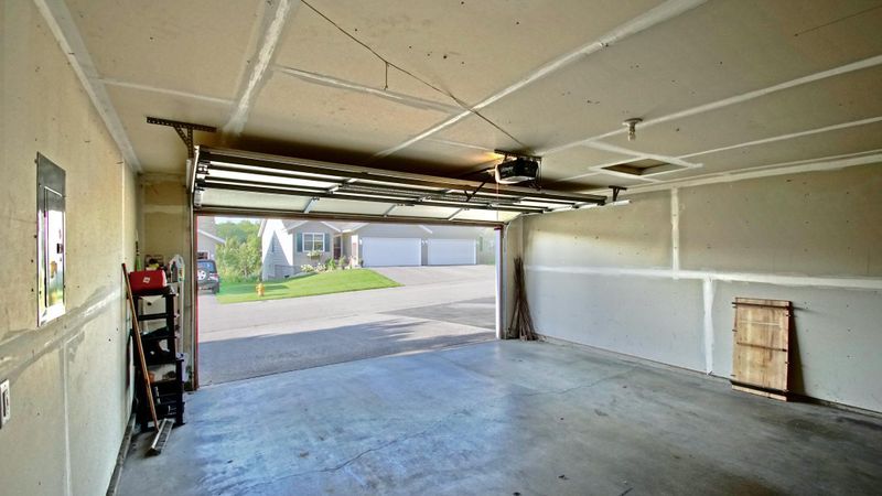 2772 Ridgeview Ln, Red Wing, MN 55066