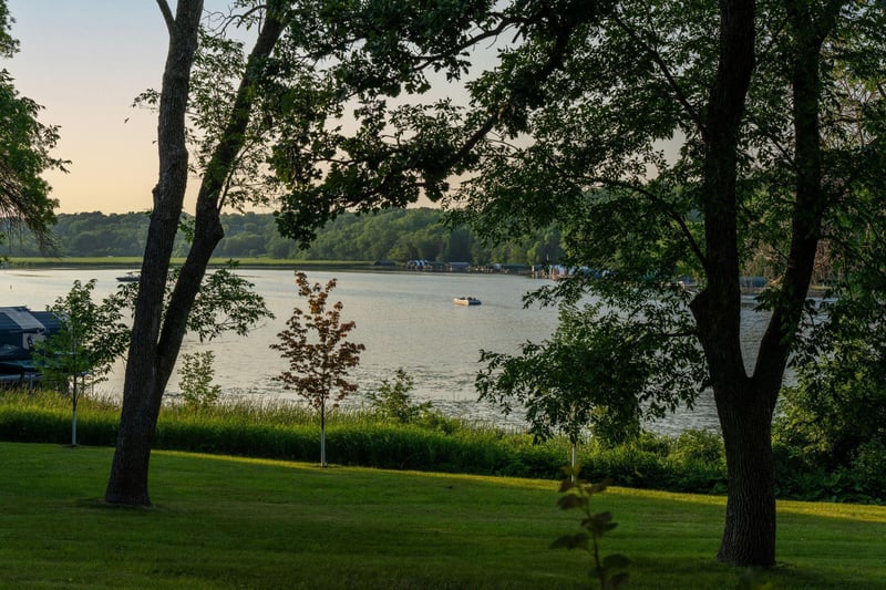 800 N Arm Dr, Orono, MN 55364