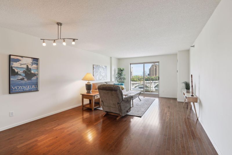 401 S 1st St #805, Minneapolis, MN 55401