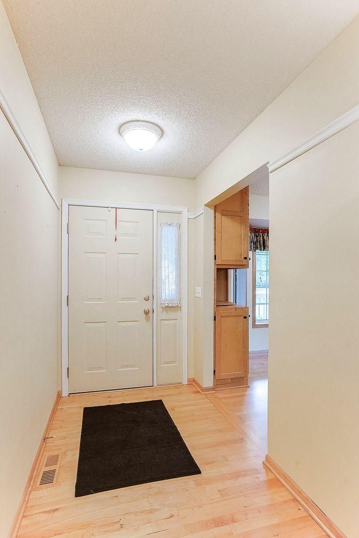 8765 Dunkirk Ct NE, Blaine, MN 55449