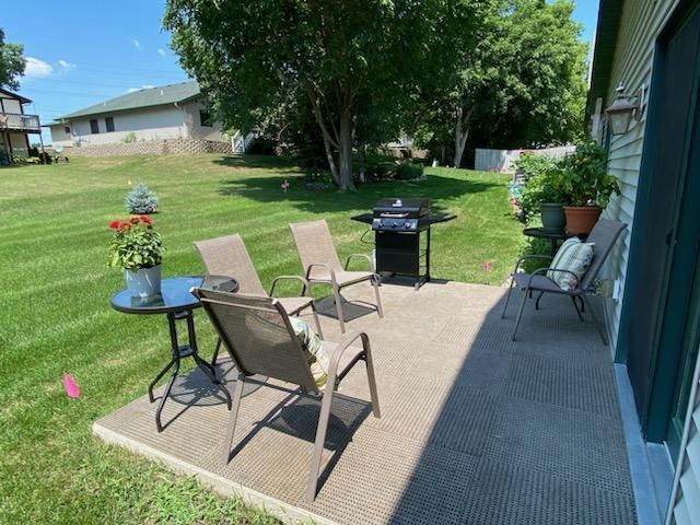 814 Park St, Alexandria, MN 56308
