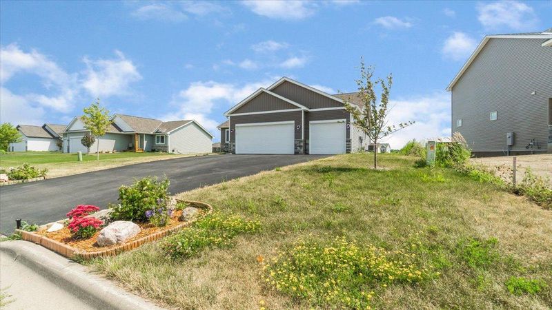 1702 Misty Cir, Buffalo, MN 55313