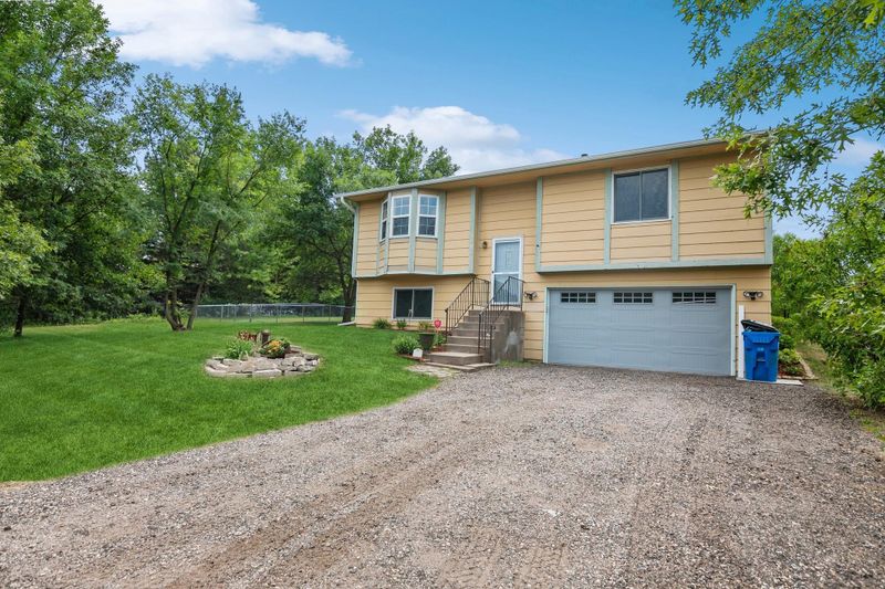 18960 Flora St NW, Oak Grove, MN 55011
