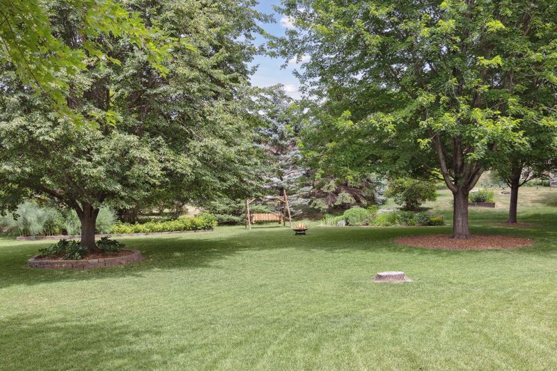 1117 Stein Cir, Waconia, MN 55387