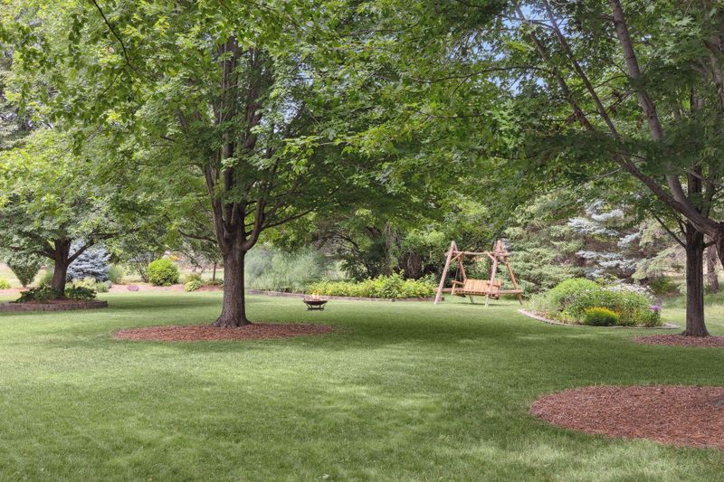 1117 Stein Cir, Waconia, MN 55387