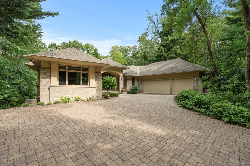 2315 Byrnes Rd, Minnetonka, MN 55305