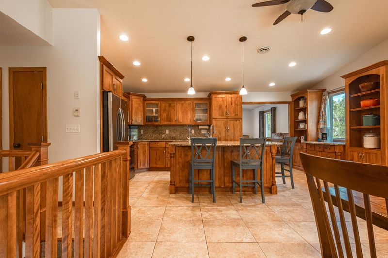 2407 Meadow Ct, Alexandria, MN 56308