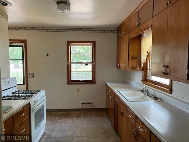 15821 County Road 40, Carver, MN 55315