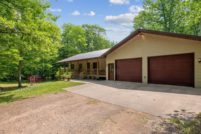 86410 Betzold Rd, Bayfield, WI 54814