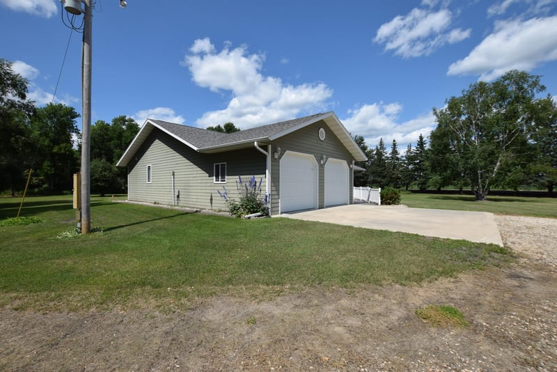 46815 Moose River Rd NW, Grygla, MN 56727
