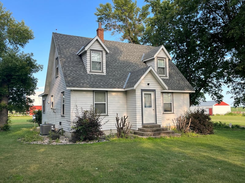 85680 County Road 12, Sacred Heart, MN 56285
