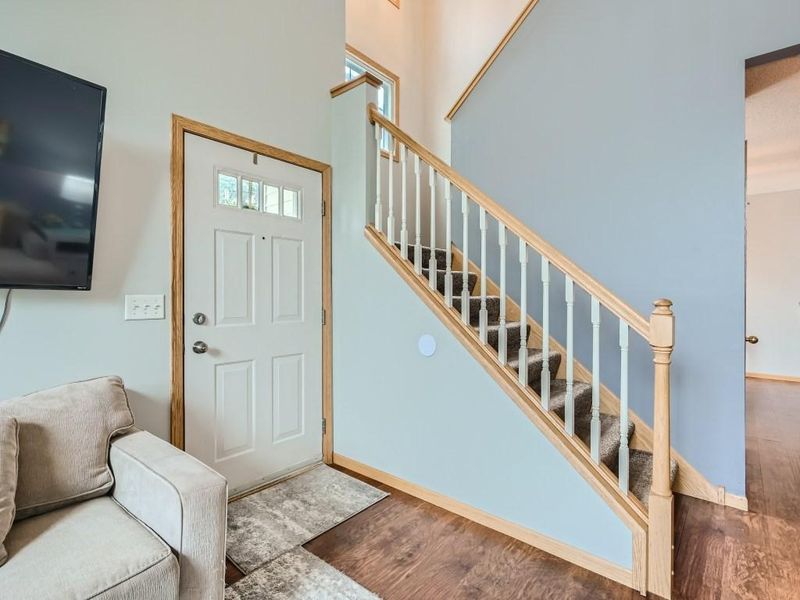 3210 Juniper Cir #D, Woodbury, MN 55125