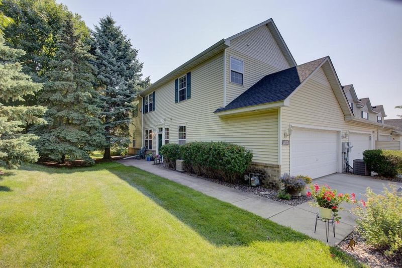 14335 Banyan Ln, Rosemount, MN 55068