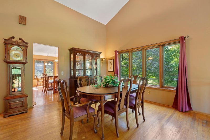 1700 Bollum Cir, Long Lake, MN 55356