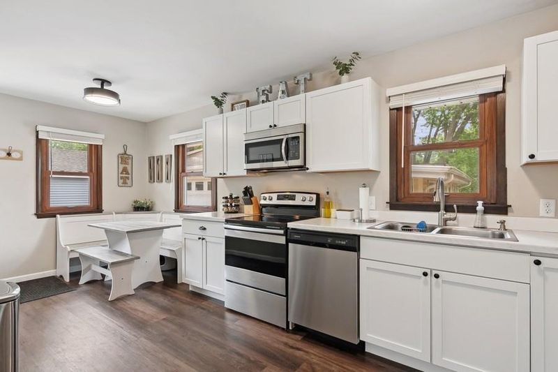 1688 Lois Dr, Shoreview, MN 55126