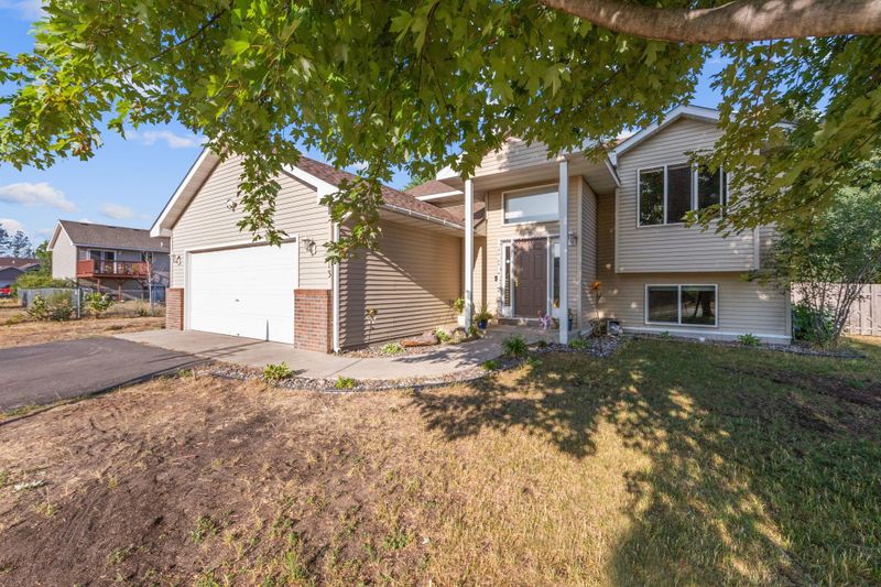 413 14th Ave S, Princeton, MN 55371