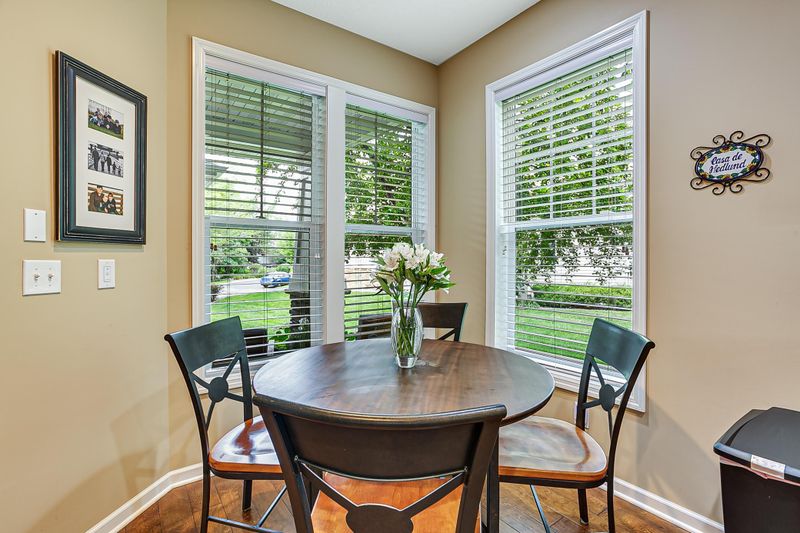 3561 Lemieux Cir, Eagan, MN 55122