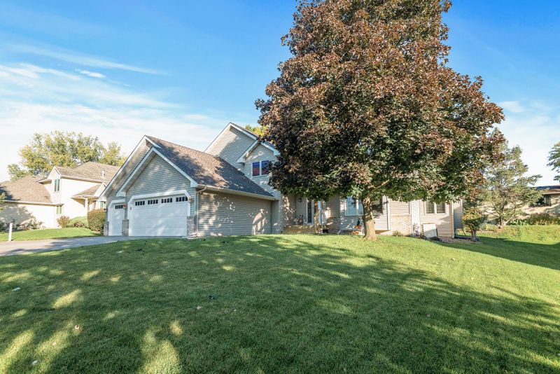 11620 44th Ave N, Plymouth, MN 55442