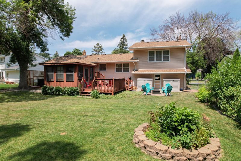 182 Emerson Ave W, West Saint Paul, MN 55118