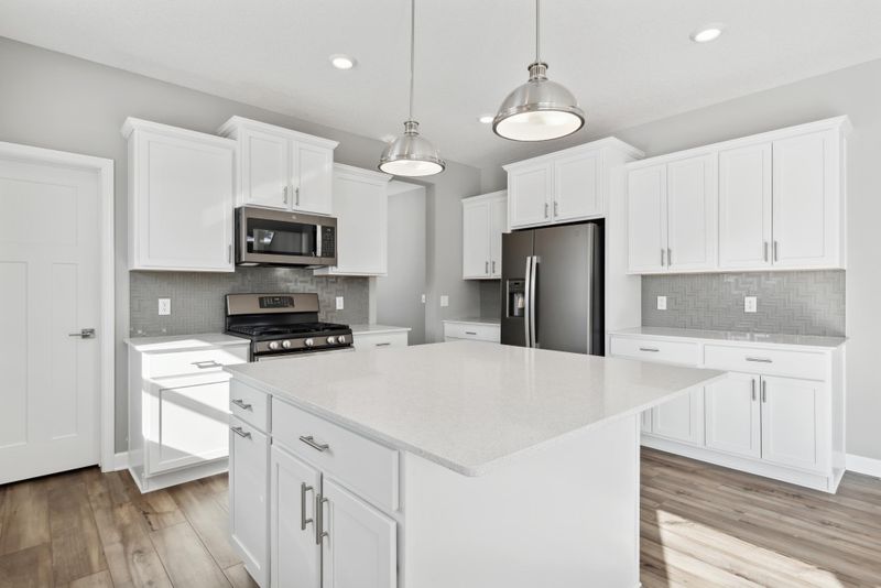 2138 Watermark Way, Lino Lakes, MN 55038