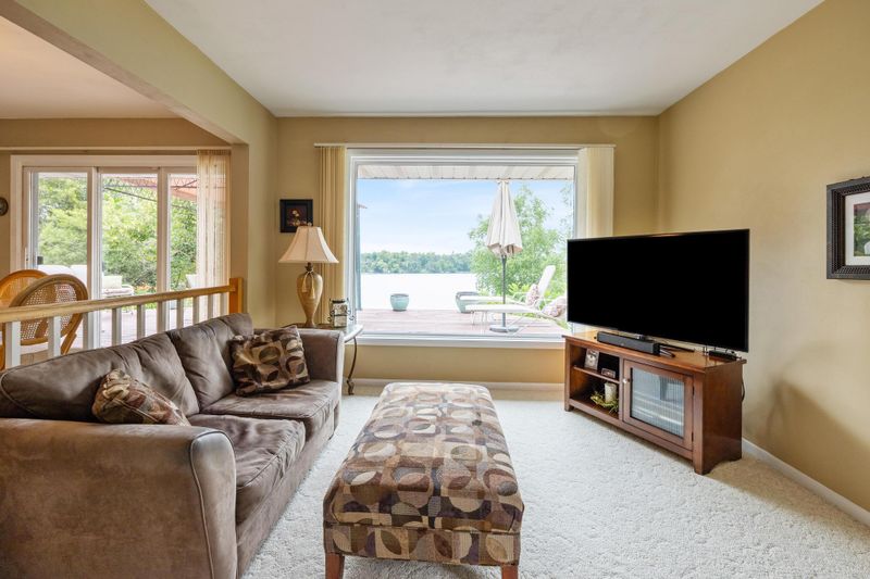 4484 Cedar Island Dr, Eveleth, MN 55734