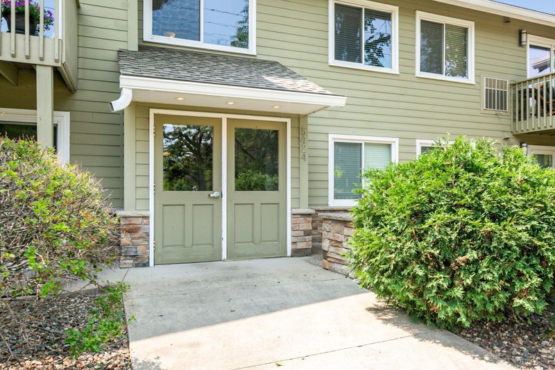 5424 France Ave S #101A, Edina, MN 55410