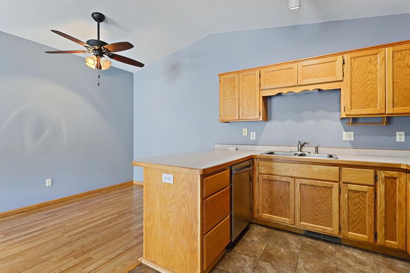 26225 4th St W, Zimmerman, MN 55398