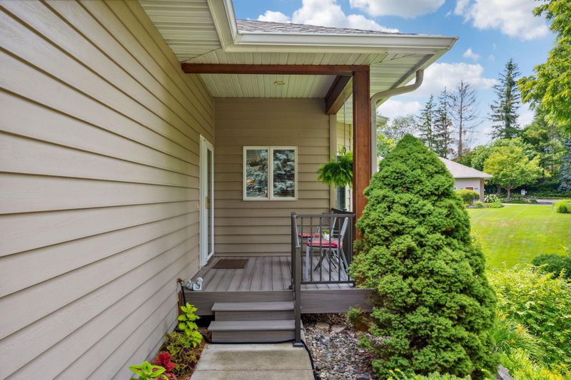 1172 College Ave, Red Wing, MN 55066