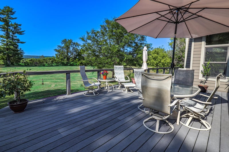 N867 385th St, Maiden Rock, WI 54750