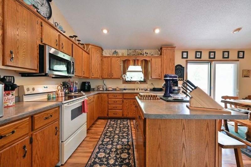 211 Pederson Dr, Shell Lake, WI 54871