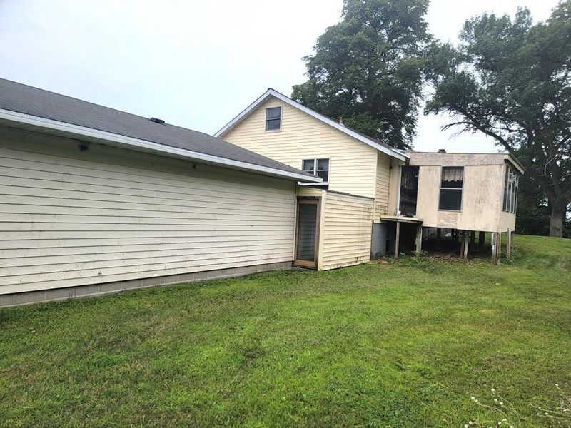 14308 110th St, Hanska, MN 56041