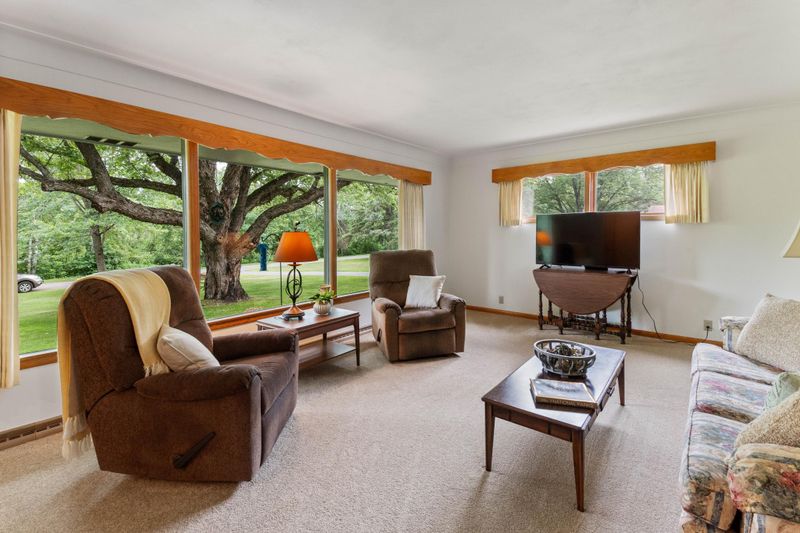 31 Belmar Ln, Esko, MN 55733