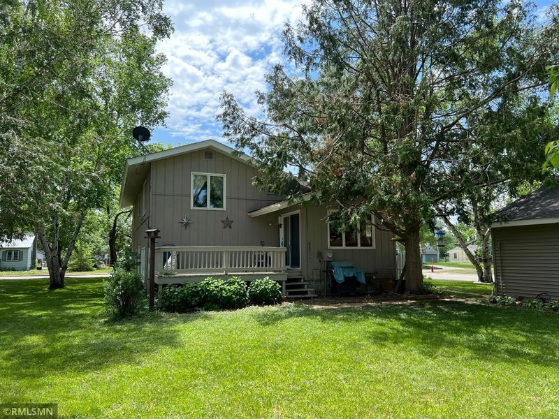 622 3rd St NW, Aitkin, MN 56431