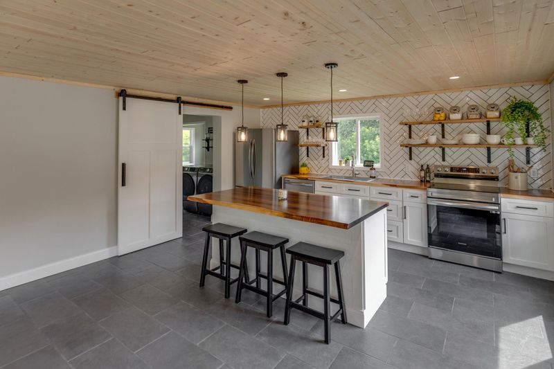 7858 County 78, Nisswa, MN 56468