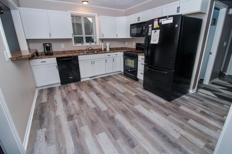 334 Koronis Ave, Paynesville, MN 56362
