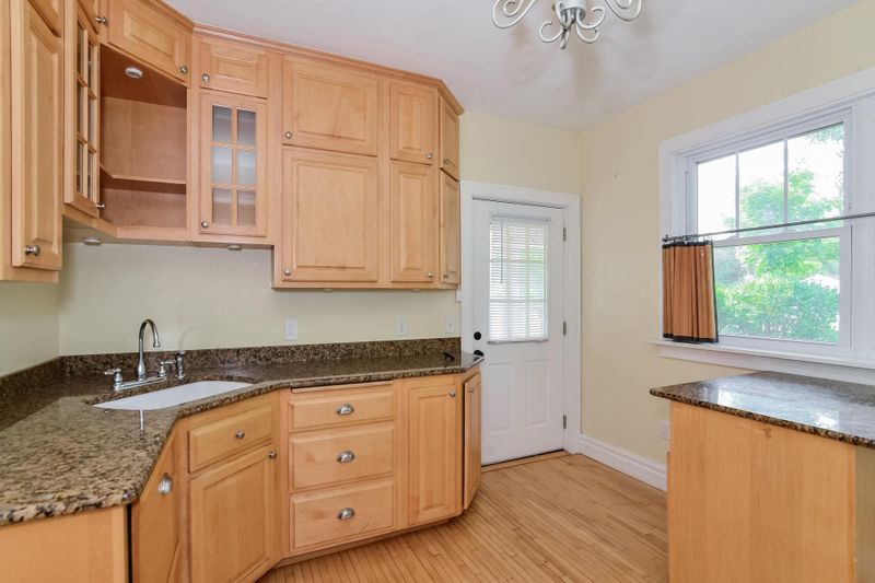 926 9th Ave SE, Saint Cloud, MN 56304