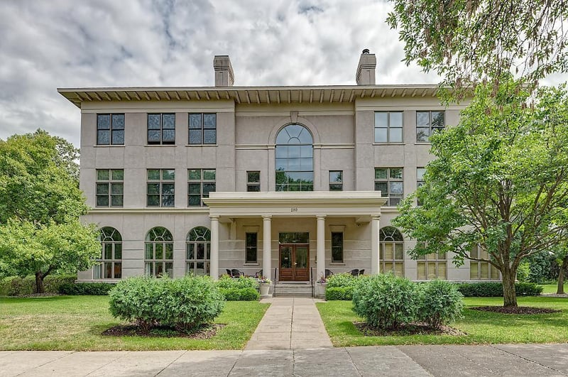 280 Summit Ave #3, Saint Paul, MN 55102