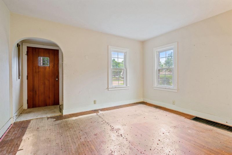 29125 Dickman Ave, Randolph, MN 55065