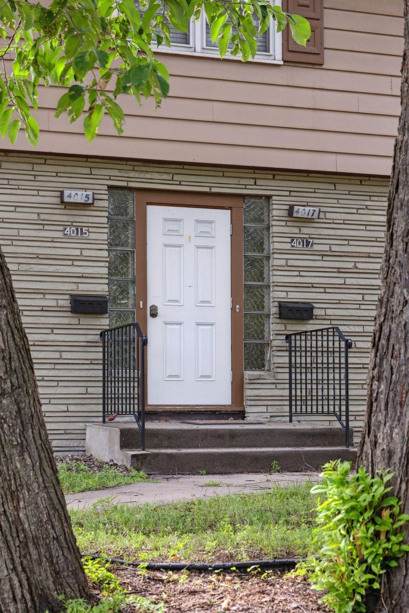 4015 - 4017 Excelsior Blvd, Saint Louis Park, MN 55416
