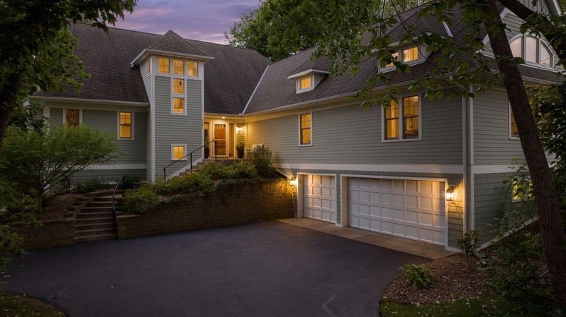 746 Knollwood Ct, Mendota Heights, MN 55118