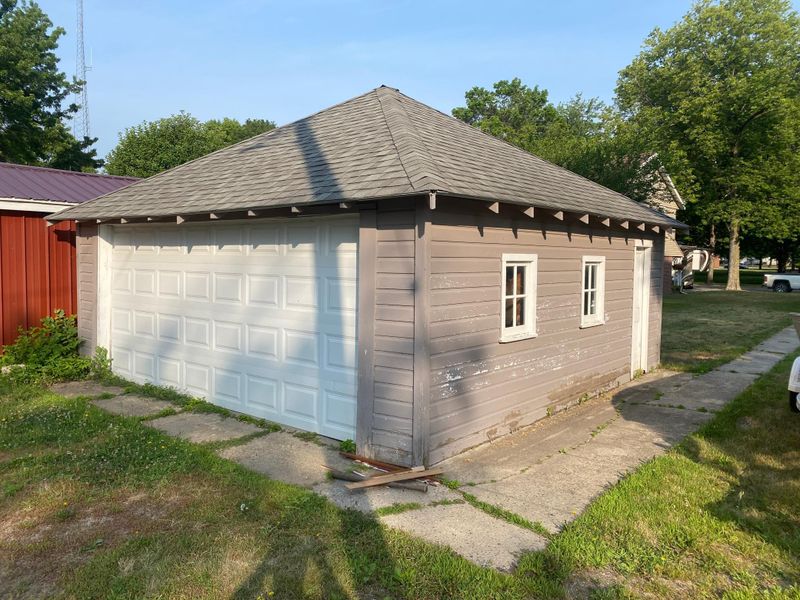 218 Bloomington Ave, Morgan, MN 56266
