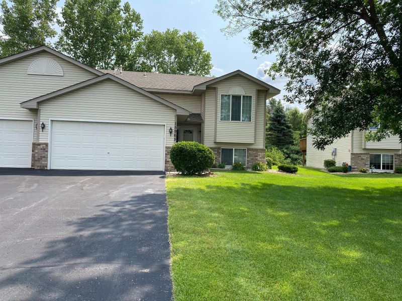 15965 Vale St NW, Andover, MN 55304