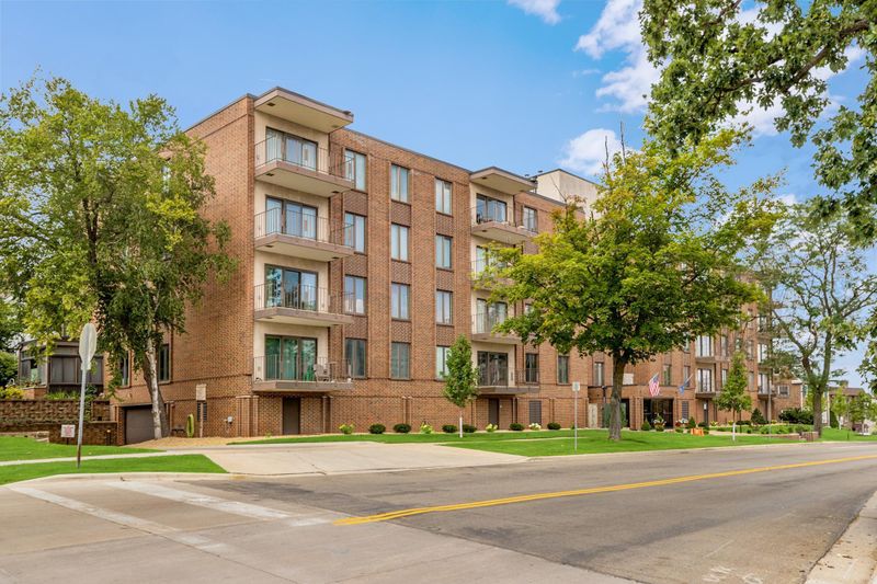 317 6th Ave SW #505, Rochester, MN 55902