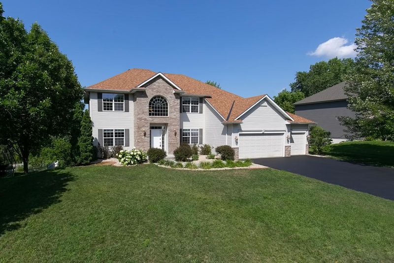 12238 Jasper Ln, Eden Prairie, MN 55347