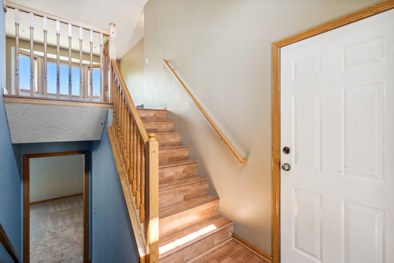 215 Crystal Ln, Montrose, MN 55363