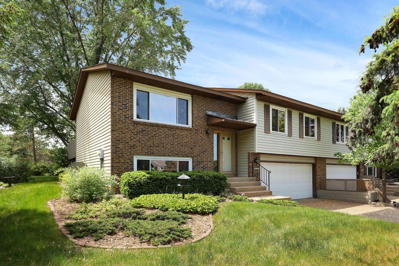 10166 Utah Ave S, Bloomington, MN 55438