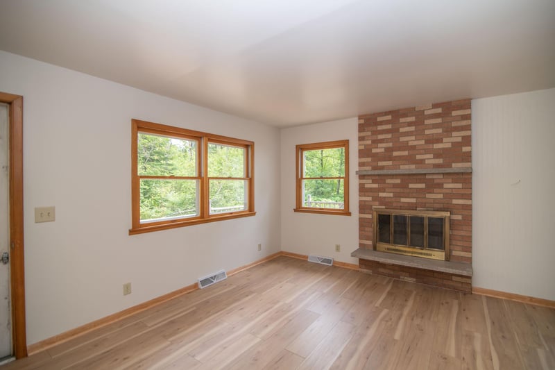 9565 Lakeview Rd, Port Wing, WI 54865
