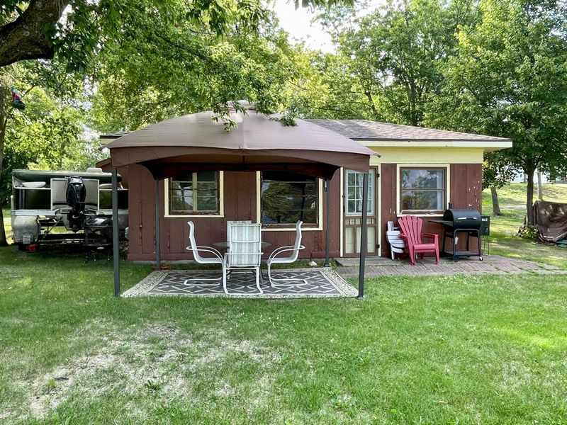 39915 County Hwy 41, Dent, MN 56528
