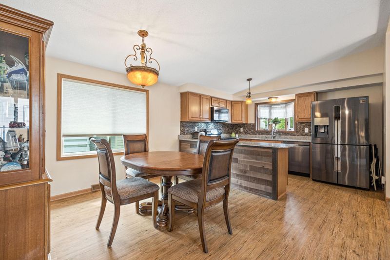 7667 Aldrich Cir N, Brooklyn Park, MN 55444